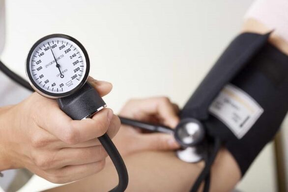 고혈압이 있는 사람은 게으른 다이어트를 금합니다. 